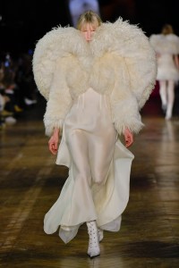 Alexander McQueen Fall 2025 Ready-to-Wear Collection at Paris Fashion Week