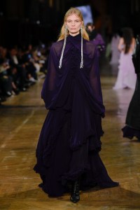 Alexander McQueen Fall 2025 Ready-to-Wear Collection at Paris Fashion Week
