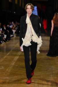 Alexander McQueen Fall 2025 Ready-to-Wear Collection at Paris Fashion Week