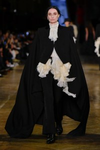 Alexander McQueen Fall 2025 Ready-to-Wear Collection at Paris Fashion Week