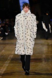 Alexander McQueen Fall 2025 Ready-to-Wear Collection at Paris Fashion Week