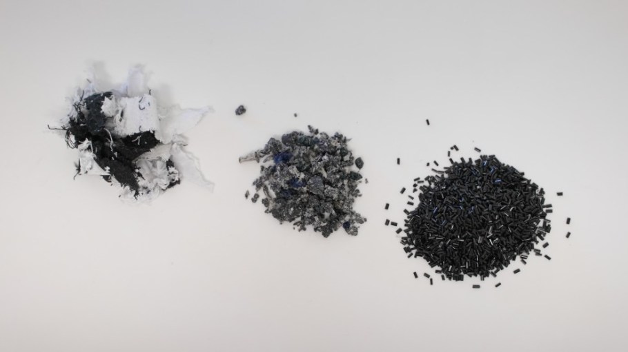 BlockTexx uses a chemical process to separate cotton and polyester for recycling.