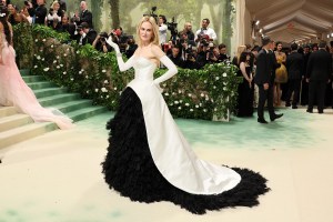 NEW YORK, NEW YORK - MAY 06: Nicole Kidman attends The 2024 Met Gala Celebrating "Sleeping Beauties: Reawakening Fashion" at The Metropolitan Museum of Art on May 06, 2024 in New York City. (Photo by Dia Dipasupil/Getty Images)