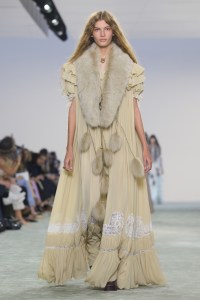 Chloé Fall 2025 Ready-To-Wear Collection at Paris Fashion Week
