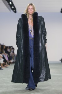 Chloé Fall 2025 Ready-To-Wear Collection at Paris Fashion Week