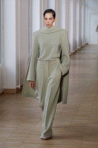 Christian Wijnants Fall 2025 Ready-To-Wear Collection at Paris Fashion Week