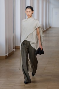 Christian Wijnants Fall 2025 Ready-To-Wear Collection at Paris Fashion Week