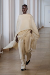 Christian Wijnants Fall 2025 Ready-To-Wear Collection at Paris Fashion Week