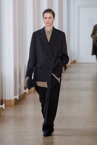 Christian Wijnants Fall 2025 Ready-To-Wear Collection at Paris Fashion Week