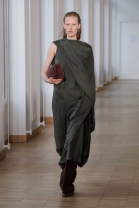 Christian Wijnants Fall 2025 Ready-To-Wear Collection at Paris Fashion Week