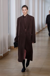 Christian Wijnants Fall 2025 Ready-To-Wear Collection at Paris Fashion Week