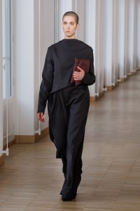 Christian Wijnants Fall 2025 Ready-To-Wear Collection at Paris Fashion Week