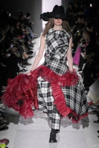 Comme des Garçons Fall 2025 Ready-to-Wear Collection at Paris Fashion Week