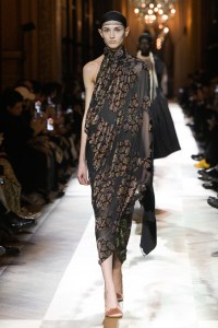 Dries Van Noten Fall 2025 Ready-to-Wear Collection at Paris FAshion Week