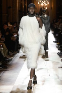 Dries Van Noten Fall 2025 Ready-to-Wear Collection at Paris FAshion Week