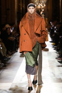 Dries Van Noten Fall 2025 Ready-to-Wear Collection at Paris FAshion Week