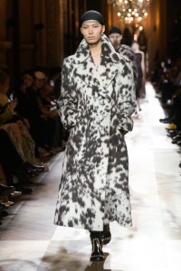 Dries Van Noten Fall 2025 Ready-to-Wear Collection at Paris FAshion Week