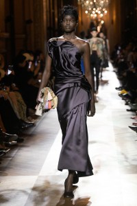 Dries Van Noten Fall 2025 Ready-to-Wear Collection at Paris FAshion Week