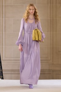 Giambattista Valli 2025 Fall Ready-To-Wear Collection at Paris Fashion Week