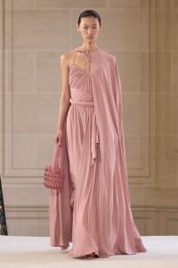 Giambattista Valli 2025 Fall Ready-To-Wear Collection at Paris Fashion Week