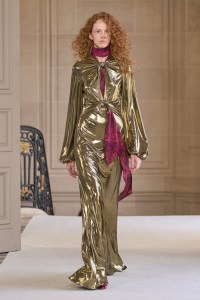 Giambattista Valli 2025 Fall Ready-To-Wear Collection at Paris Fashion Week