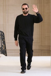 Giambattista Valli 2025 Fall Ready-To-Wear Collection at Paris Fashion Week
