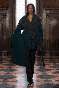 Institution Fall 2025 Ready-to-Wear Collection