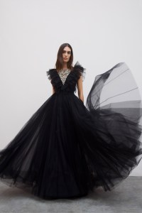 Jenny Packham Fall 2025 Ready-To-Wear Collection at London Fashion Week
