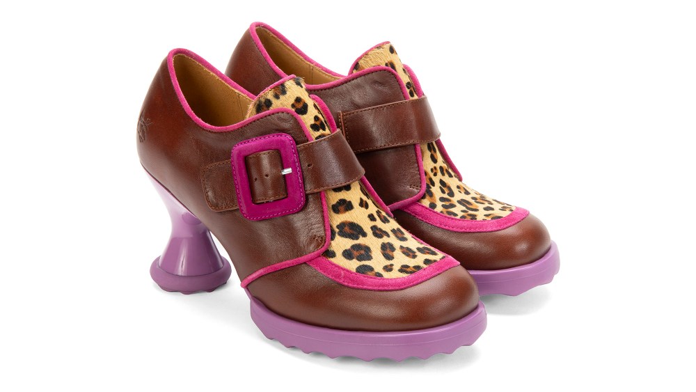 Anna Sui, John Fluevog
