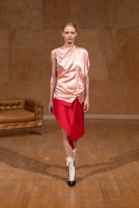 Julie Kegels Fall 2025 Ready-To-Wear Collection at Paris Fashion Week