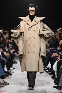 Junya Watanabe Fall 2025 Ready-To-Wear Collection at Paris Fashion Week