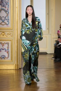Leonard Paris Fall 2025 Ready-To-Wear Collection at Paris Fashion Week