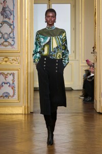 Leonard Paris Fall 2025 Ready-To-Wear Collection at Paris Fashion Week
