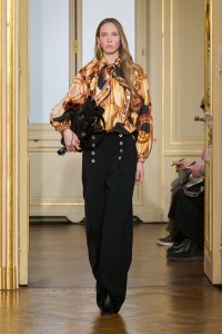 Leonard Paris Fall 2025 Ready-To-Wear Collection at Paris Fashion Week