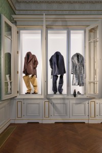 Loewe Fall 2025 Ready-To-Wear Collection at Paris Fashion Week