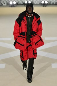 Off-White Fall 2025 Ready-To-Wear Collection at Paris Fashion Week