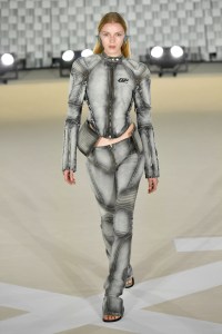 Off-White Fall 2025 Ready-To-Wear Collection at Paris Fashion Week