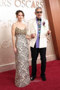Emilie Livingston and Jeff Goldblum