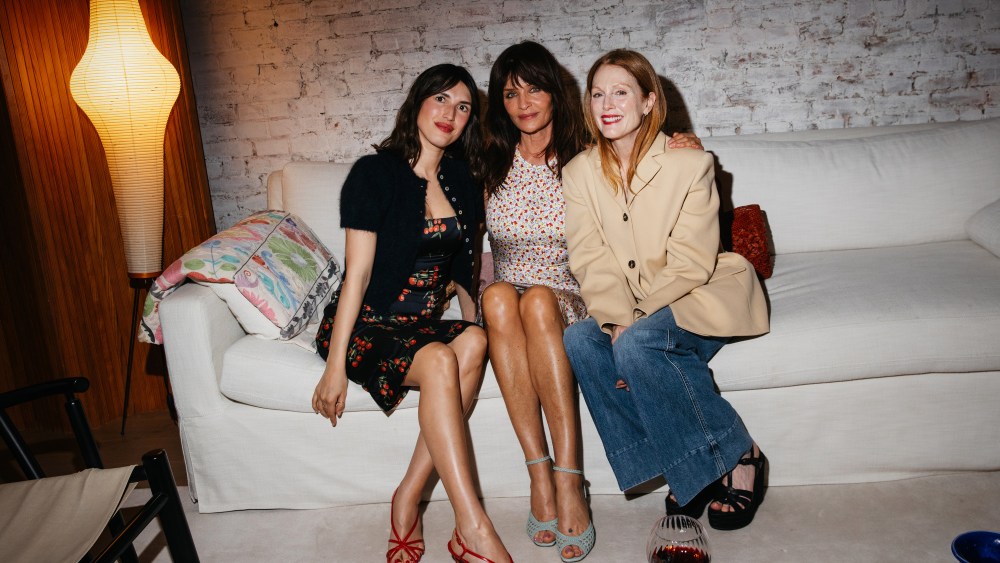 Jeanne Damas, Helena Christensen and Julianne Moore