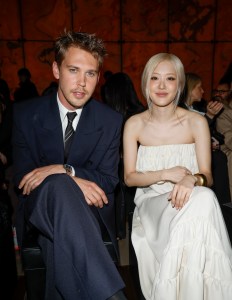 Austin Butler, Rosé