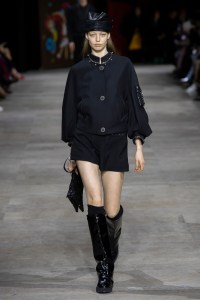 Shiatzy Chen Fall 2025 Ready-to-Wear Collection at Paris Fashion Week