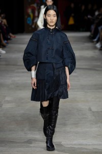 Shiatzy Chen Fall 2025 Ready-to-Wear Collection at Paris Fashion Week