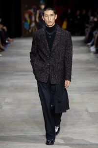 Shiatzy Chen Fall 2025 Ready-to-Wear Collection at Paris Fashion Week