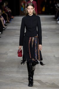 Shiatzy Chen Fall 2025 Ready-to-Wear Collection at Paris Fashion Week