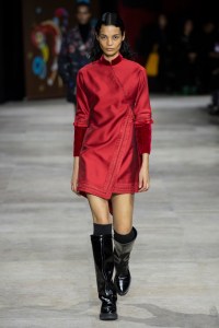 Shiatzy Chen Fall 2025 Ready-to-Wear Collection at Paris Fashion Week