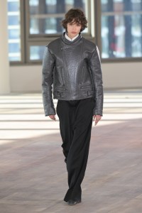 Stella McCartney Fall 2025 Ready-To-Wear Collection at Paris Fashion Week