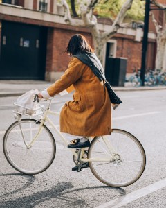 Street Style at Shanghai Fashion Week 2025