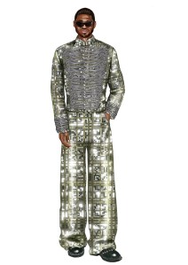 A look by Burberry for the upcoming Usher 2025 World Tour.