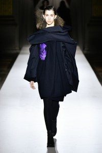 Yohji Yamamoto 2025 Fall Ready-To-Wear Collection at Paris Fashion Week