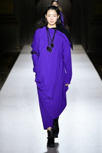 Yohji Yamamoto 2025 Fall Ready-To-Wear Collection at Paris Fashion Week